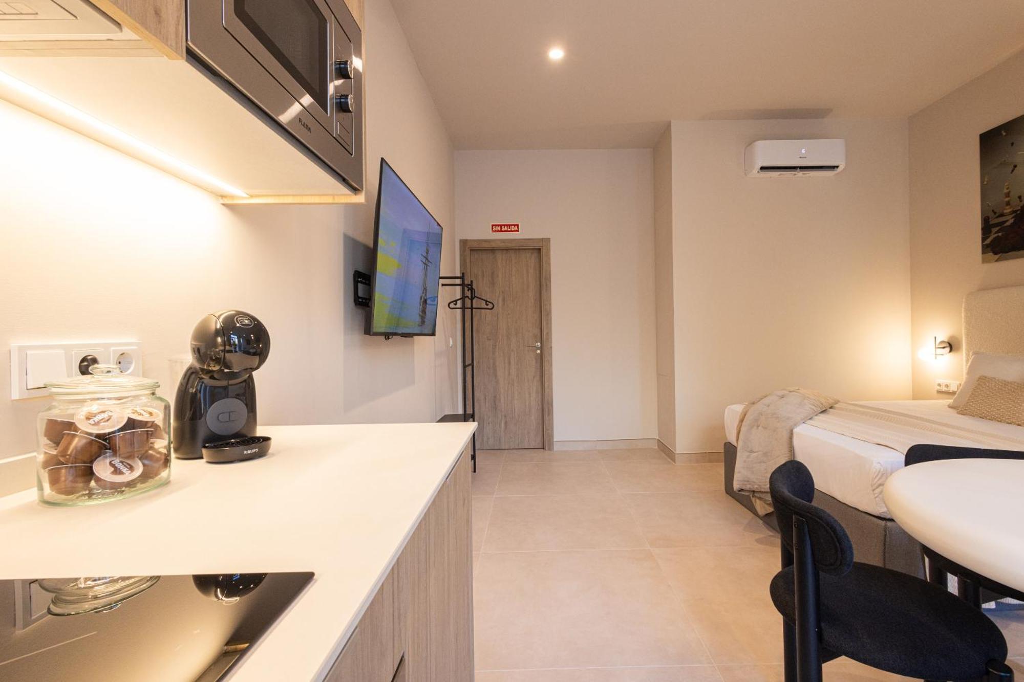 Florit Flats - The Benicalap Apartments 瓦伦西亚 外观 照片